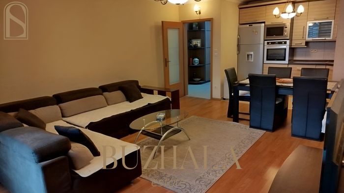 Banesë me Qira 104 m² – Lagjja Kalabria