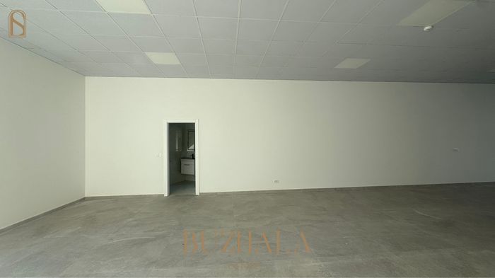 Lokal 125m² me qera