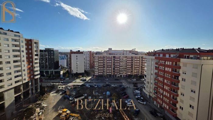 Apartament për Shitje – Rruga C